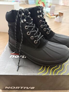 NORTIV8 Men's Black Waterproof Lace-Up Snow Boots